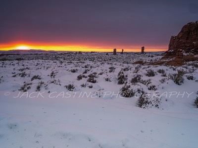  2019 02 22 - Windows Road Sunset with the Balanced Rock - Arches NP, Moab, UT 