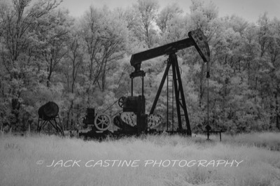  2020 04 19 - Oil Well - US 287 at the Trinity River - Freestone County, TX 